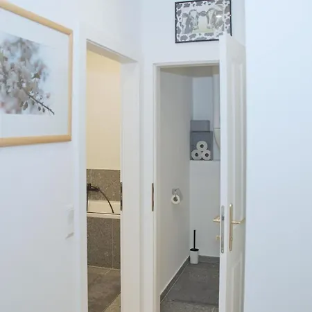 Pink Lotus Apartment Vienne Extérieur photo