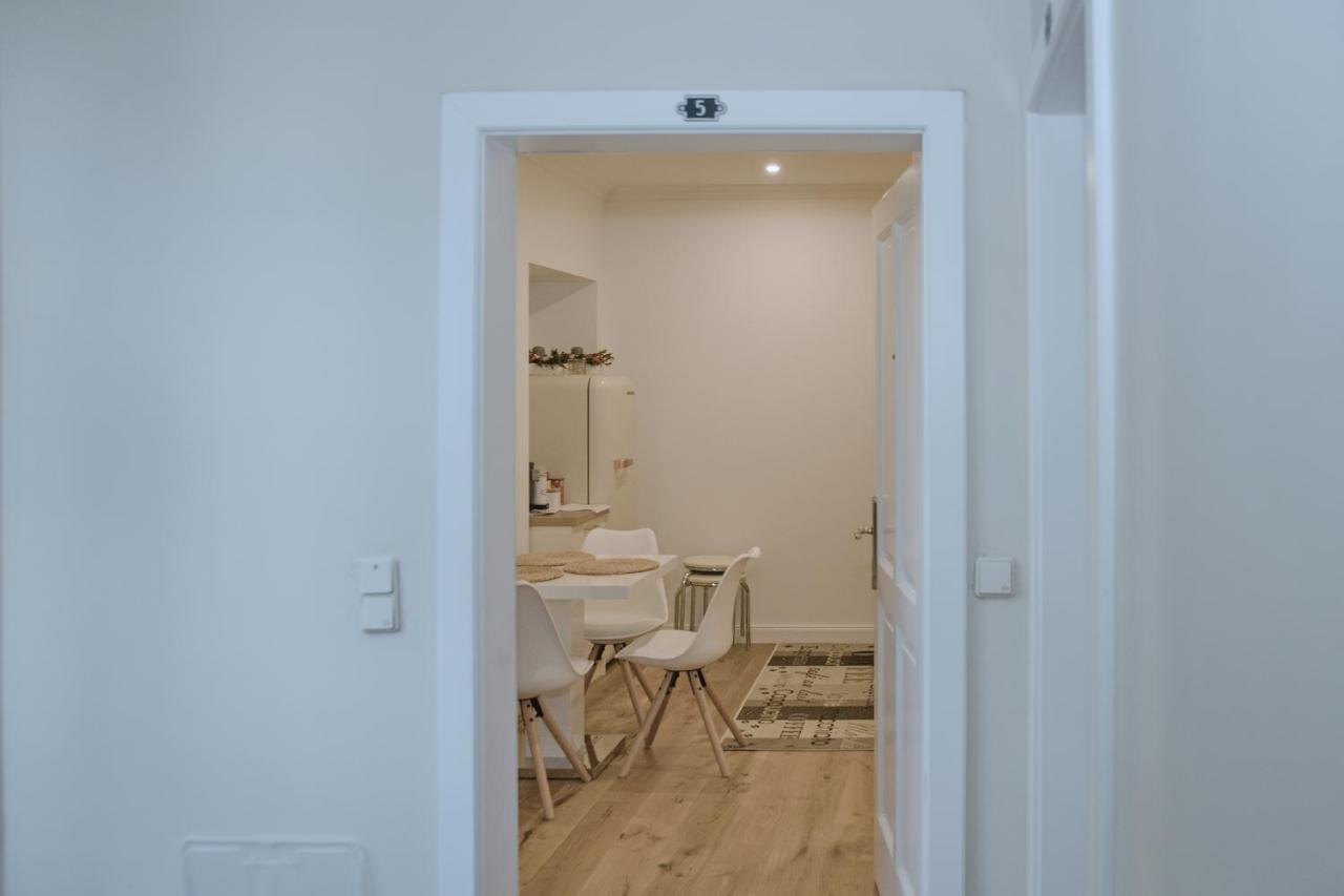 Apartment Pink Lotus Wien